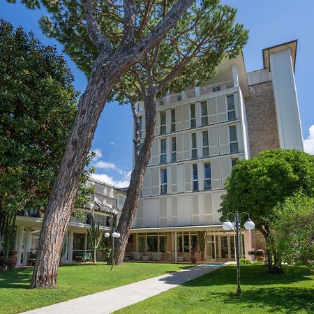 Hotel Il Caravaggio マリーナ・ディ・ピエトラサンタ エクステリア 写真
